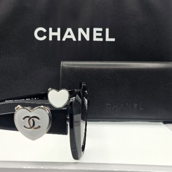CHANEL Black Sunglasses with Heart Decor - Picture 6 of 15